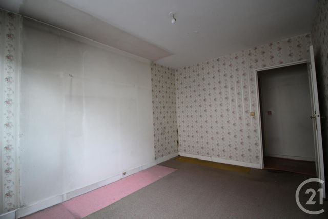 Afficher la photo en grand Appartement F2 à vendre - 2 pièces - 42.0 m2 - PARIS - 75018 - ILE-DE-FRANCE - Century 21 Quartier Latin