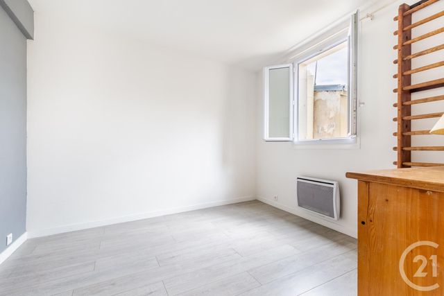 Appartement F2 à vendre - 2 pièces - 46.06 m2 - PARIS - 75005 - ILE-DE-FRANCE - Century 21 Quartier Latin Appartement F2 à vendre - 2 pièces - 46.06 m2 - PARIS - 75005 - ILE-DE-FRANCE - Century 21 Quartier Latin