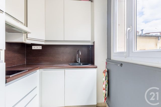 Appartement F2 à vendre - 2 pièces - 46.06 m2 - PARIS - 75005 - ILE-DE-FRANCE - Century 21 Quartier Latin Appartement F2 à vendre - 2 pièces - 46.06 m2 - PARIS - 75005 - ILE-DE-FRANCE - Century 21 Quartier Latin