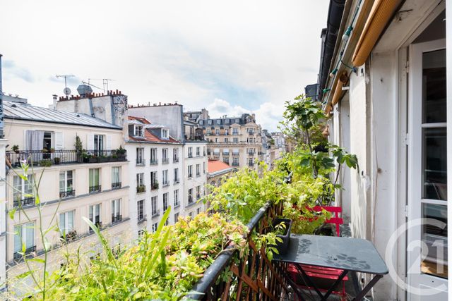 Afficher la photo en grand appartement à vendre - 5 pièces - 80.34 m2 - PARIS - 75010 - ILE-DE-FRANCE - Century 21 Quartier Latin