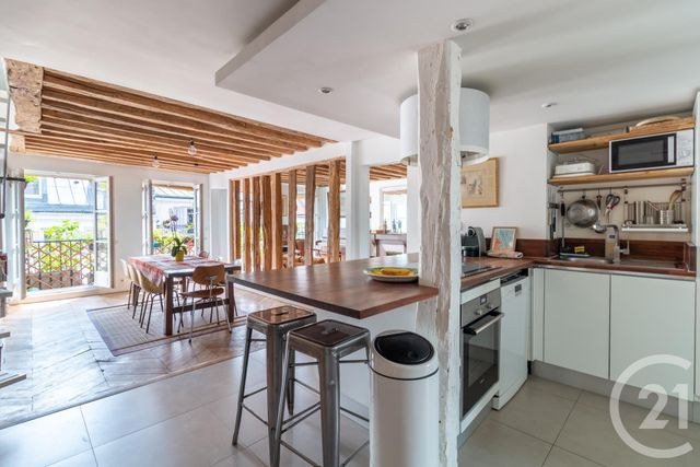 Afficher la photo en grand appartement à vendre - 5 pièces - 80.34 m2 - PARIS - 75010 - ILE-DE-FRANCE - Century 21 Quartier Latin