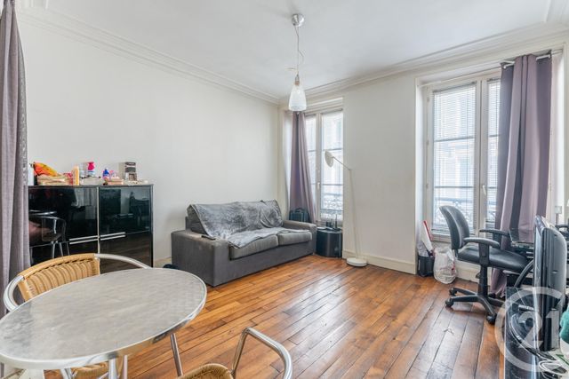 Appartement F1 à vendre - 1 pièce - 17.2 m2 - PARIS - 75018 - ILE-DE-FRANCE - Century 21 Quartier Latin