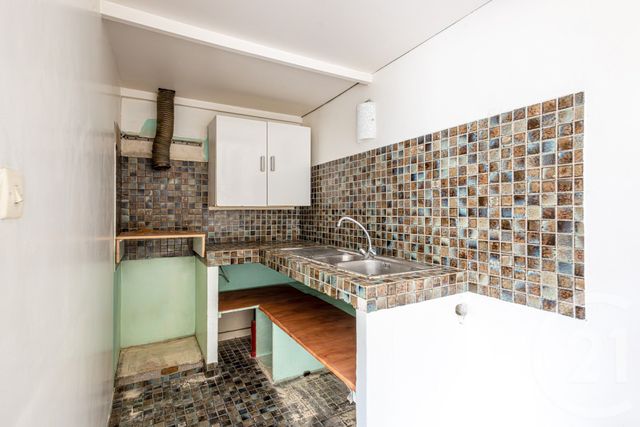 Appartement Studio à vendre - 1 pièce - 27.36 m2 - PARIS - 75013 - ILE-DE-FRANCE - Century 21 Quartier Latin