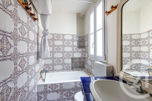 Appartement Studio à vendre - 1 pièce - 27.36 m2 - PARIS - 75013 - ILE-DE-FRANCE - Century 21 Quartier Latin