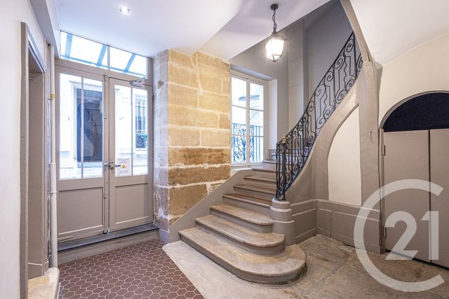 Appartement F2 à vendre - 2 pièces - 37.32 m2 - PARIS - 75005 - ILE-DE-FRANCE - Century 21 Quartier Latin