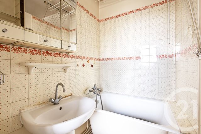 Appartement à vendre - 3 pièces - 63.52 m2 - PARIS - 75005 - ILE-DE-FRANCE - Century 21 Quartier Latin