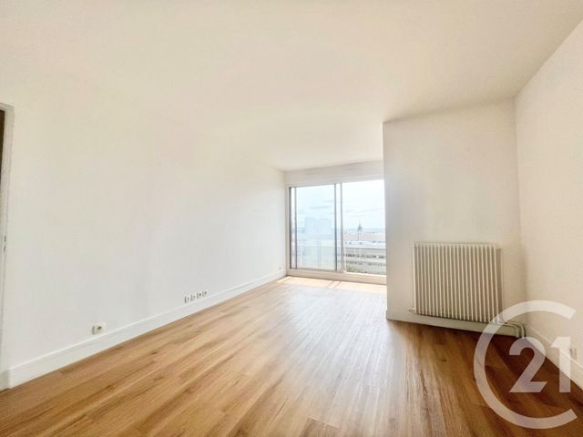 Appartement F2 à vendre - 2 pièces - 45.6 m2 - PARIS - 75020 - ILE-DE-FRANCE - Century 21 Quartier Latin