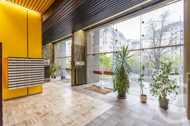 Appartement F1 à vendre - 1 pièce - 30.6 m2 - PARIS - 75013 - ILE-DE-FRANCE - Century 21 Quartier Latin