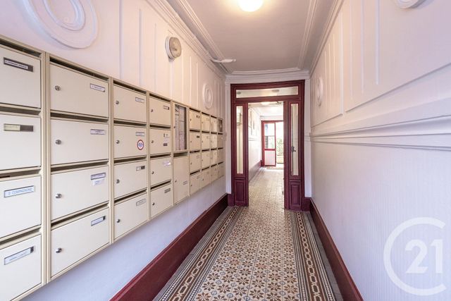 Appartement F2 à vendre - 2 pièces - 27.7 m2 - PARIS - 75013 - ILE-DE-FRANCE - Century 21 Quartier Latin