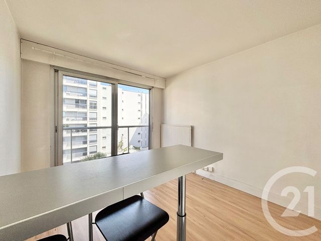 Appartement F1 à vendre - 1 pièce - 17.22 m2 - PARIS - 75005 - ILE-DE-FRANCE - Century 21 Quartier Latin